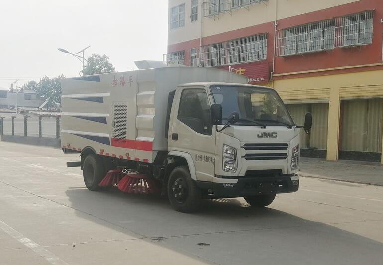 CLW5070TSLJ6型扫路车